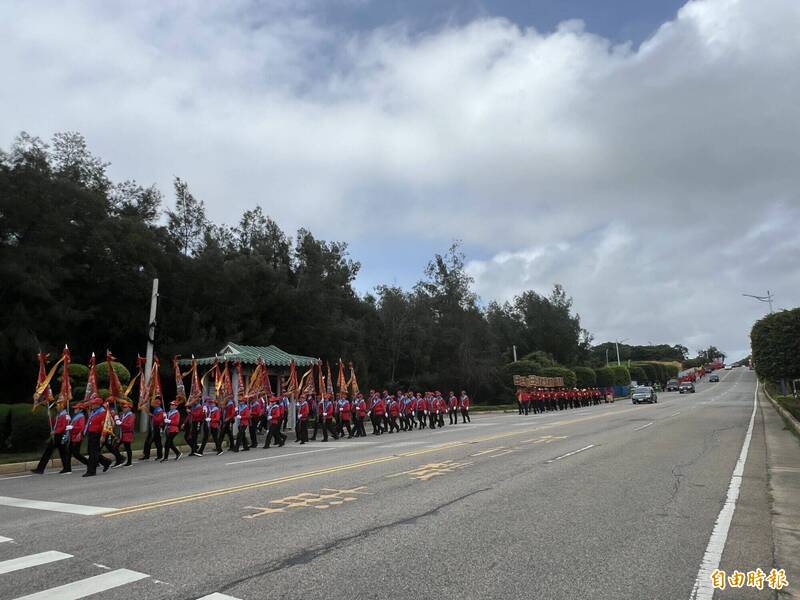 仙女扶轿！桃园龙德宫四妈祖金门巡安 2天徒步48公里遶境祈福 自由时报电子报-Good Luck To You!