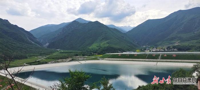 油菜花黄山峦翠 鹿鸣云卷清风徐 甘肃临夏关滩沟夏日美景“诱”人来-Good Luck To You!